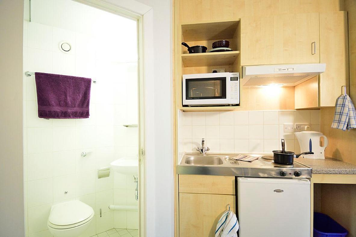 Broadgate Park Beeston Nottingham Apartment Exterior photo